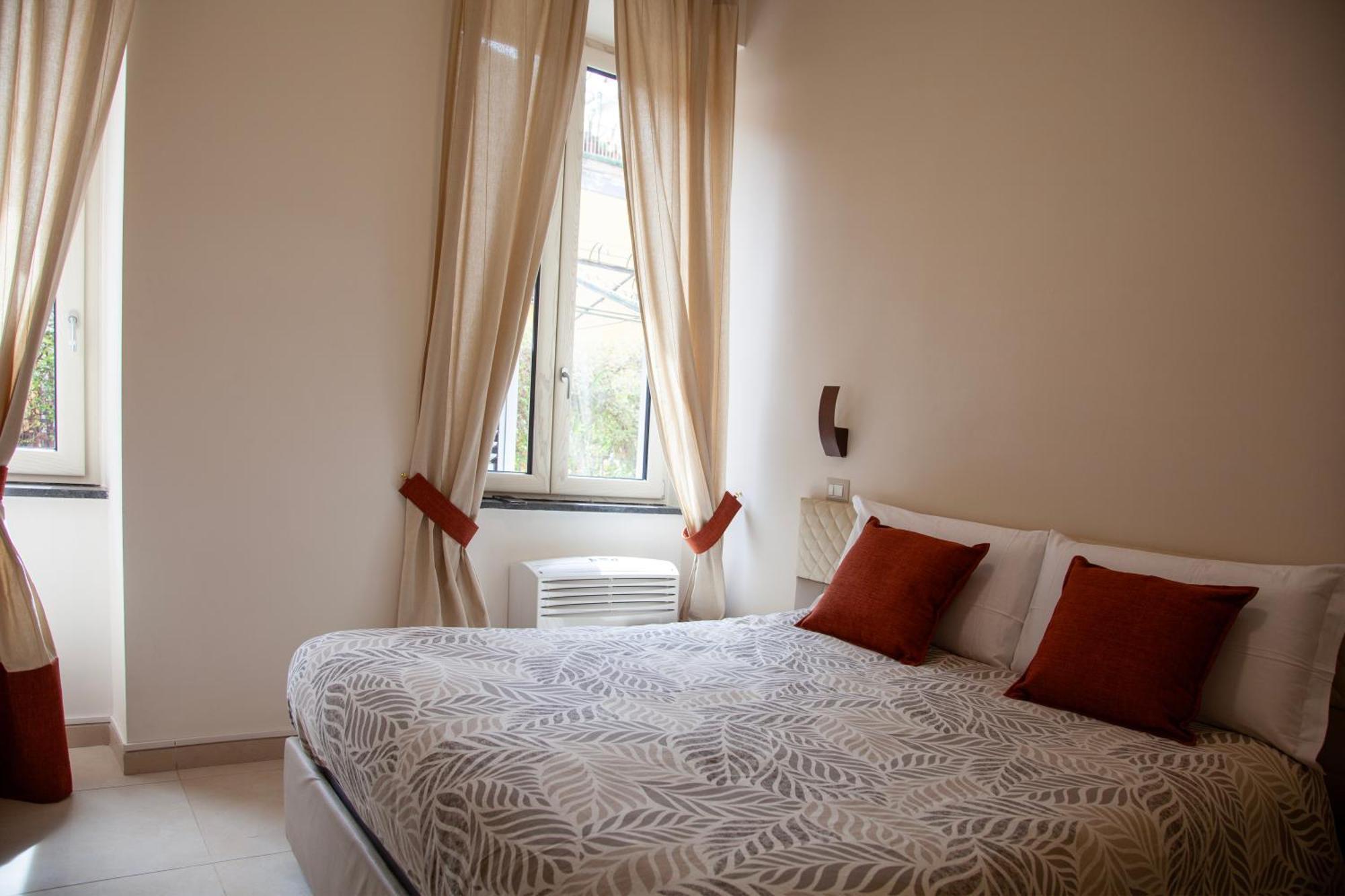Opera 5 Hotel Naples Luaran gambar